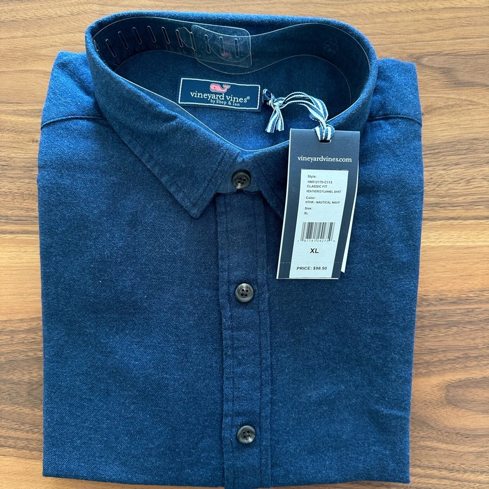 Vineyard Vines Men's Blue Shirt